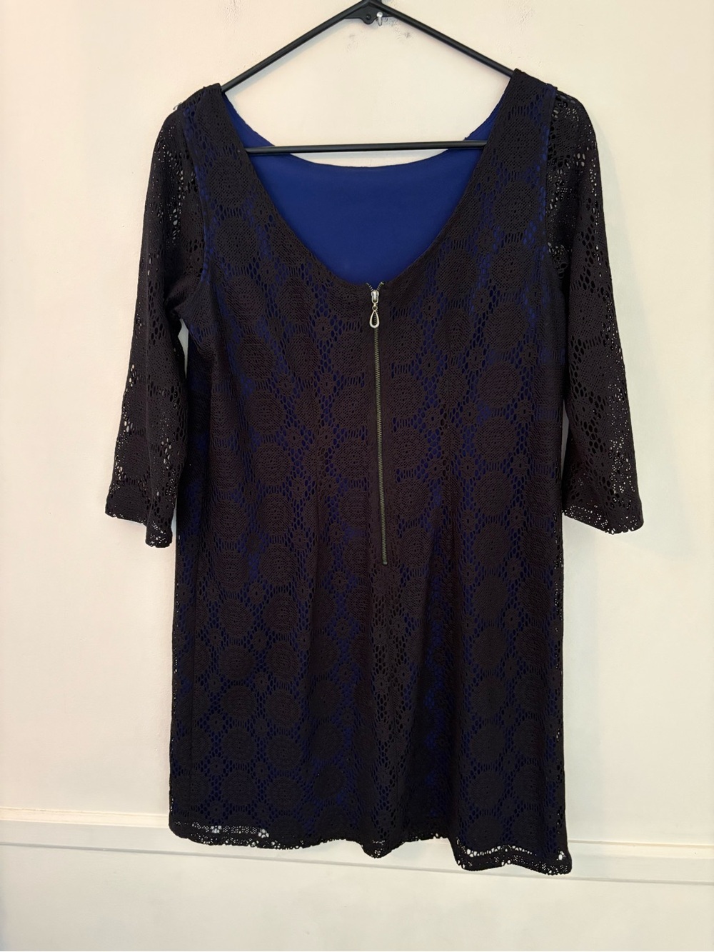 SOHO Women’s Black Lace Dress withVibrant Blue Lining -Zip Front -Sz 8